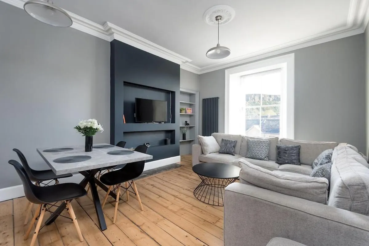 Edinburgh City Centre Flat Close to Arthur's Seat Apartment